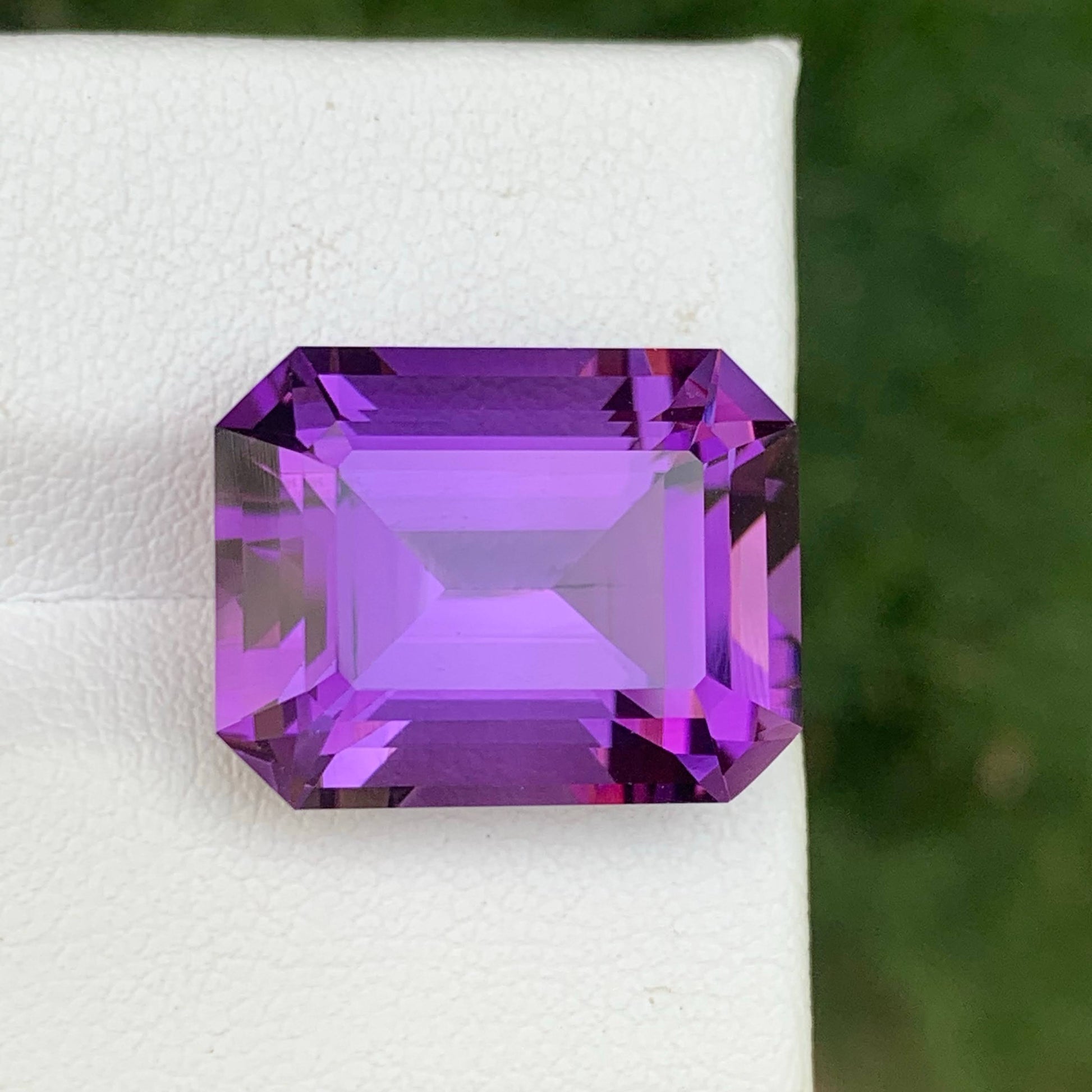 6.95 Carat Purple Amethyst Gem