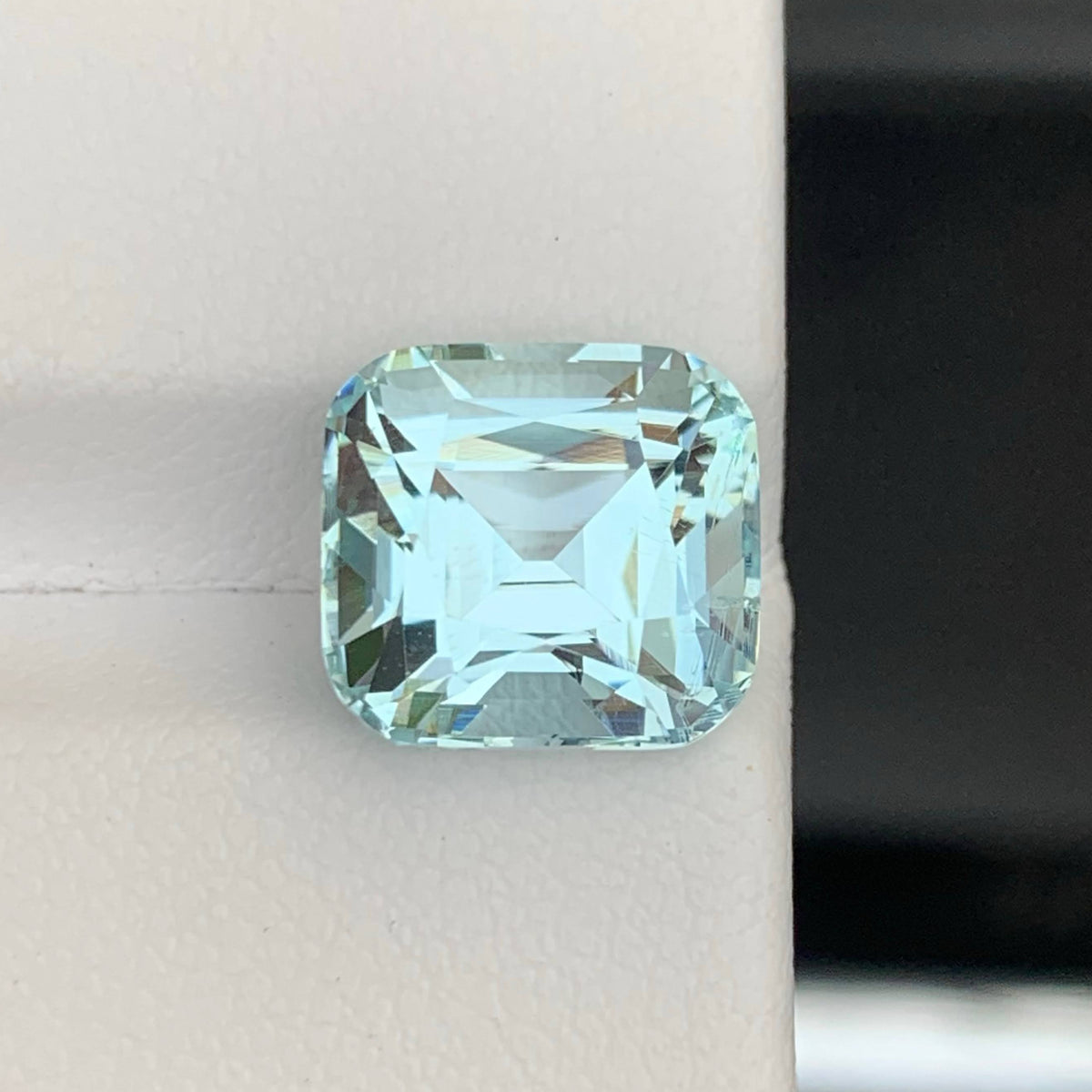 5.25 Ct Light Blue Aquamarine Cushion