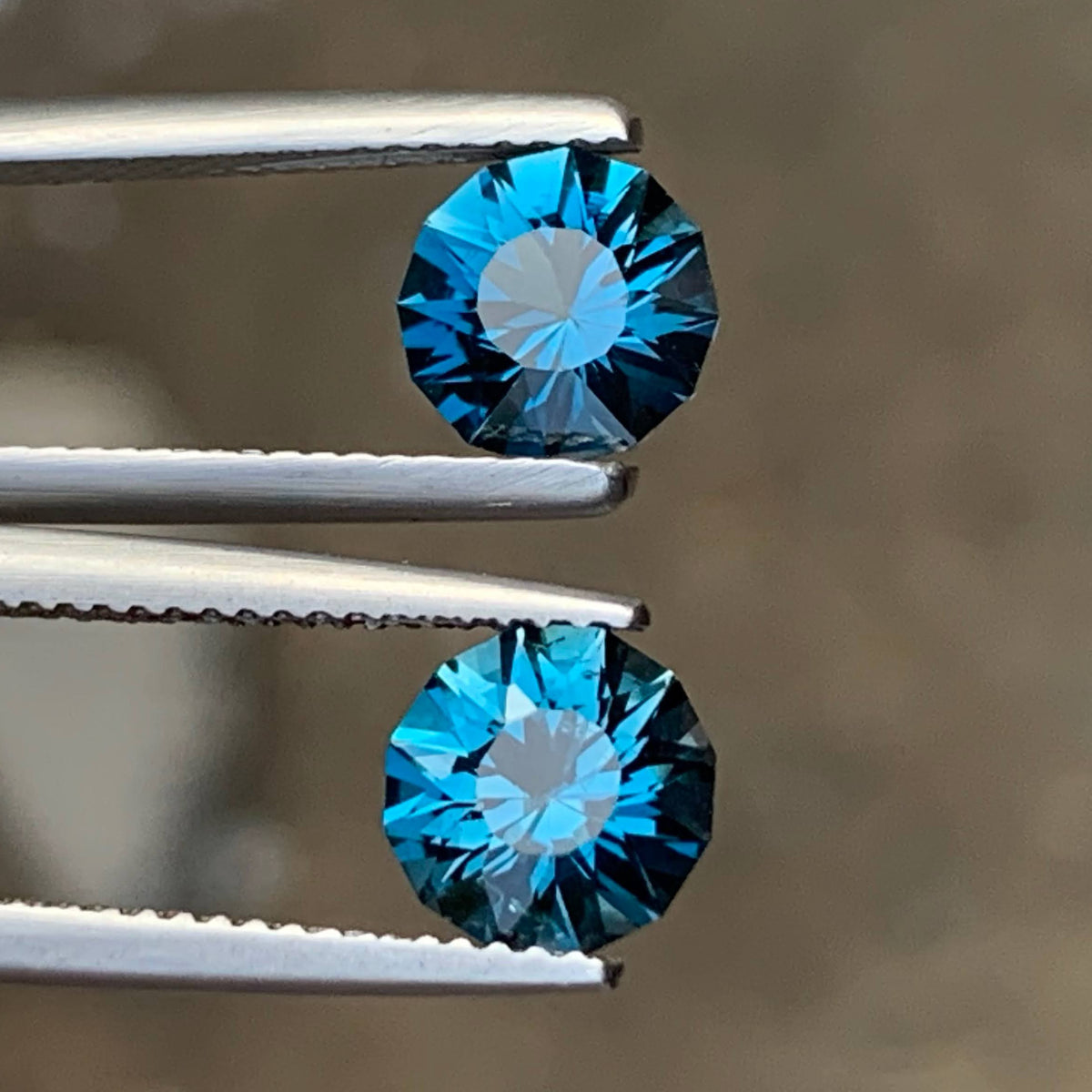natural-london-blue-topaz-pair-3-30-carat-round-cut-african-shop-now
