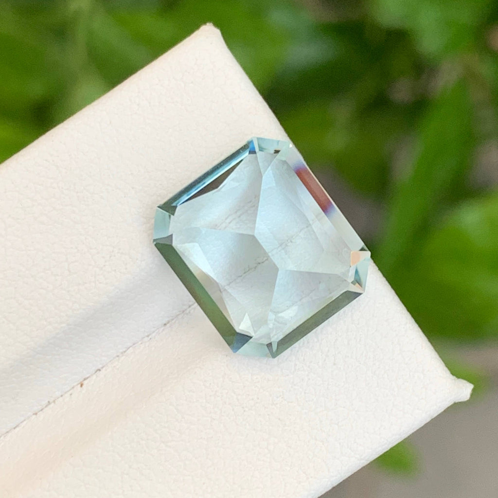8.25 Carat Natural Loose Light Blue Aquamarine African Gemstone