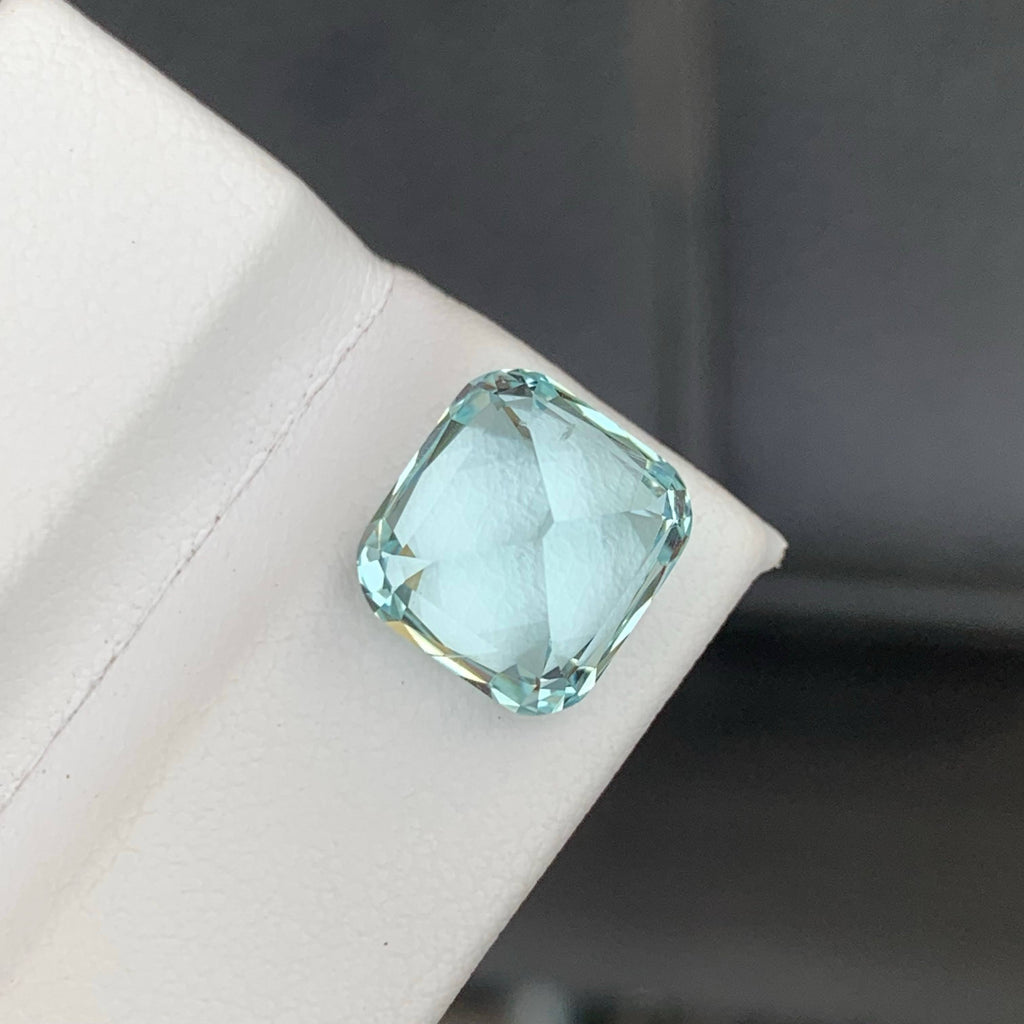 5.25 Carat Natural Loose Light Blue Color Aquamarine Cushion Cut Gemstone