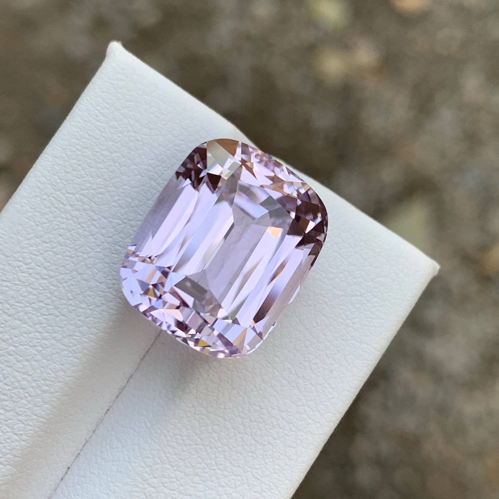 21.40 Carat Natural Loose Light Purple Kunzite Stone Cushion Cut Afghan Gemstone