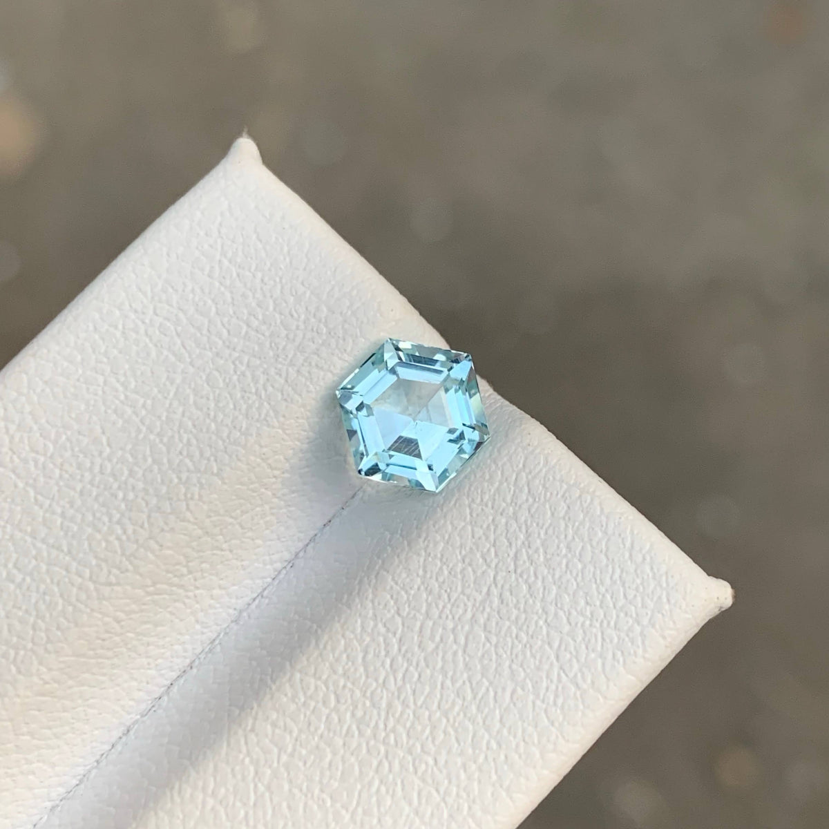 1.65 Carat Light Blue Aquamarine Hexagonal Cut Pakistan Gemstone, VVS, Untreated