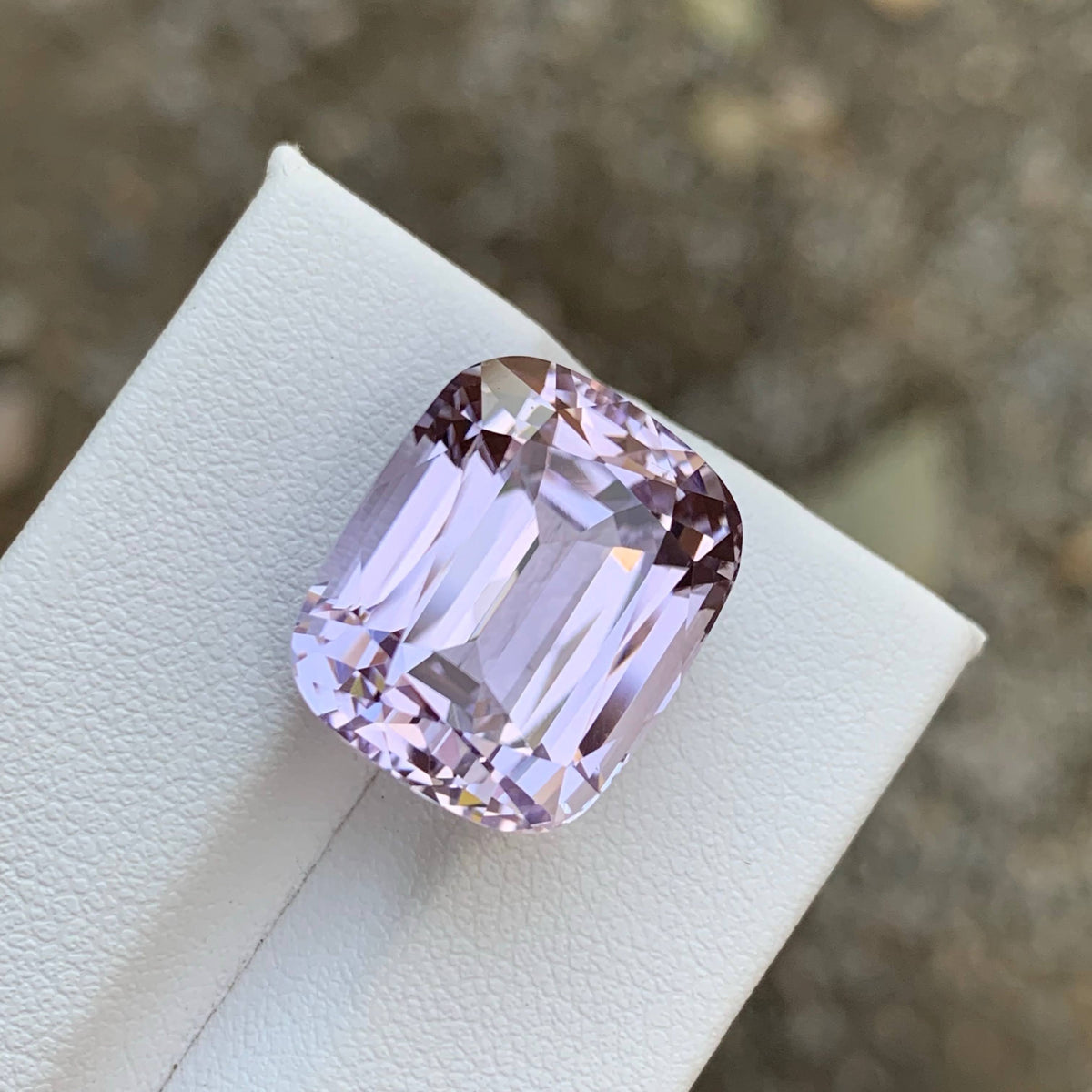 21.40 Carat Natural Loose Light Purple Kunzite Stone Cushion Cut Afghan Gemstone
