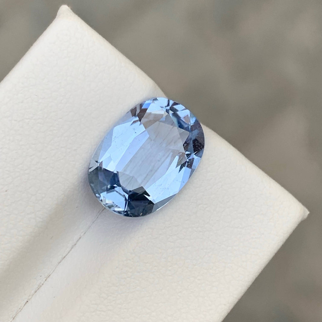 4.45 Carat Natural Aquamarine Goshenite Oval Cut Gemstone From Pakistan