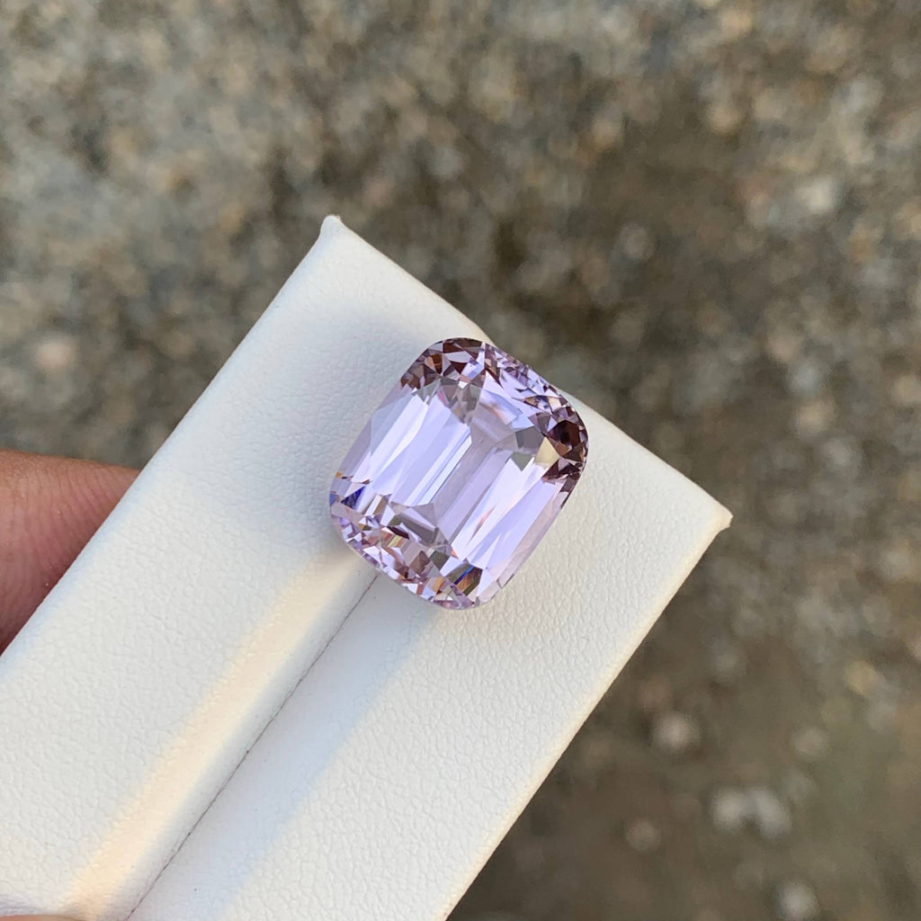 21.40 Carat Natural Loose Light Purple Kunzite Stone Cushion Cut Afghan Gemstone
