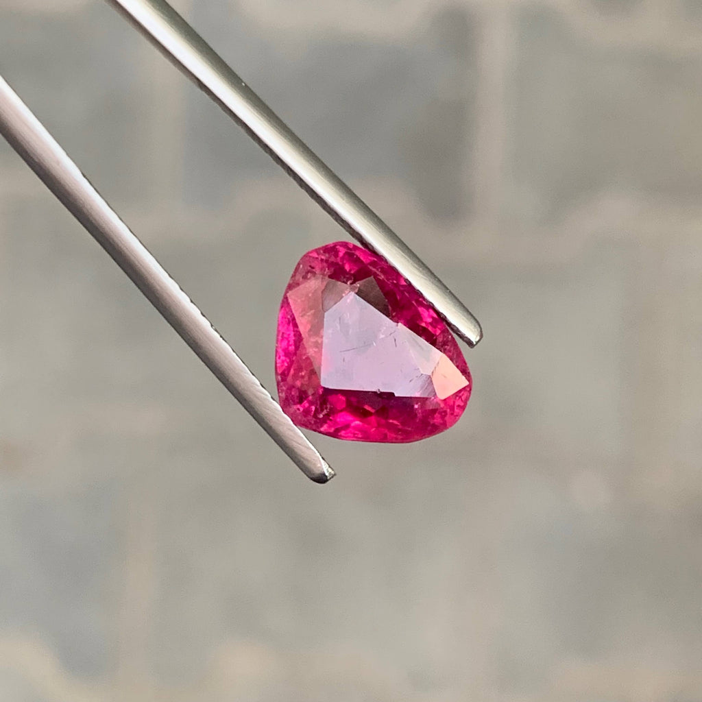 4.75 Carat Loose Pinkish Red Rubellite Tourmaline Heart Faceted Afghan Gemstone
