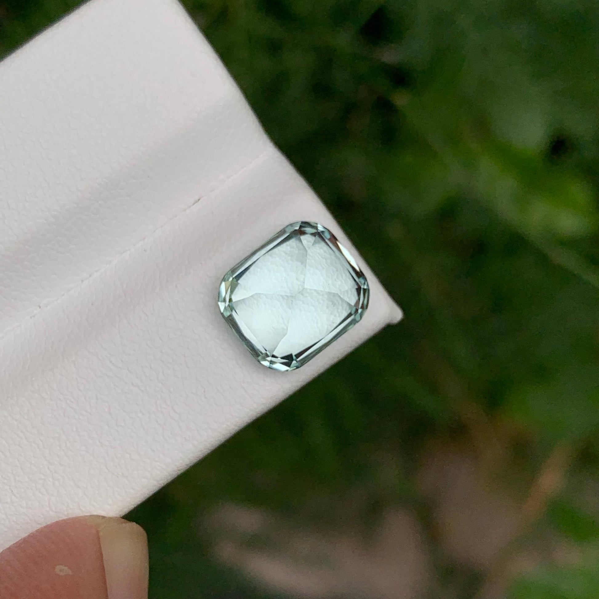 5.00 Carats Light Blue Aquamarine