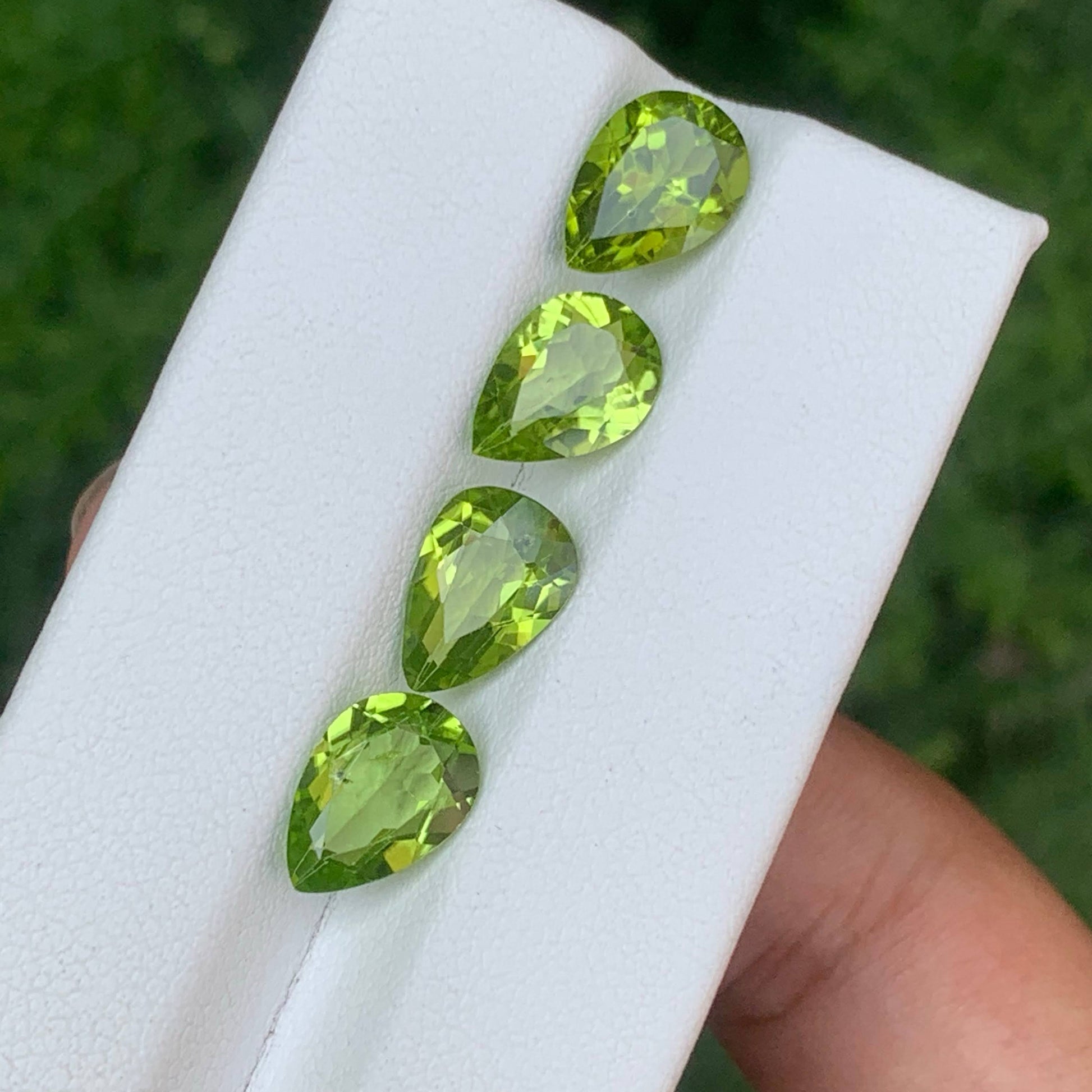 7.95 Carat Green Peridot Set