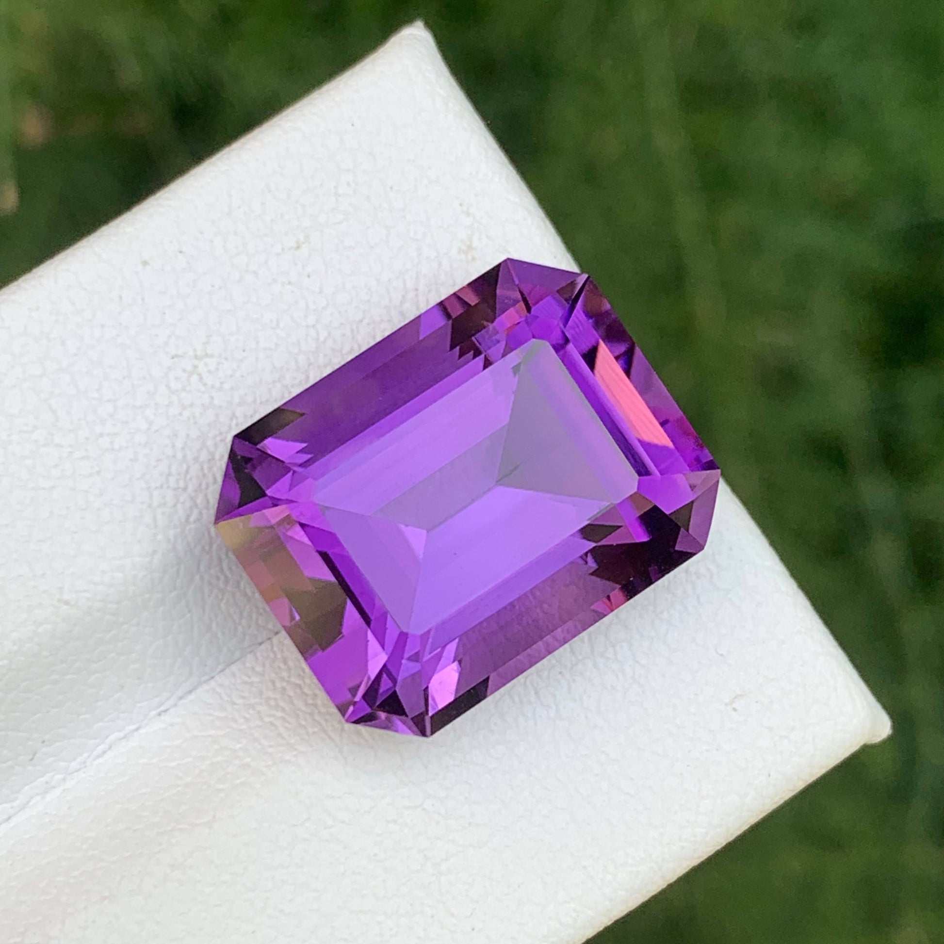 6.95 Carat Purple Amethyst Gem