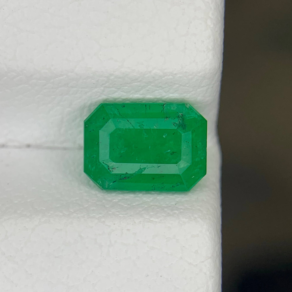 0.95 Ct Green Emerald Stone Emerald Cut