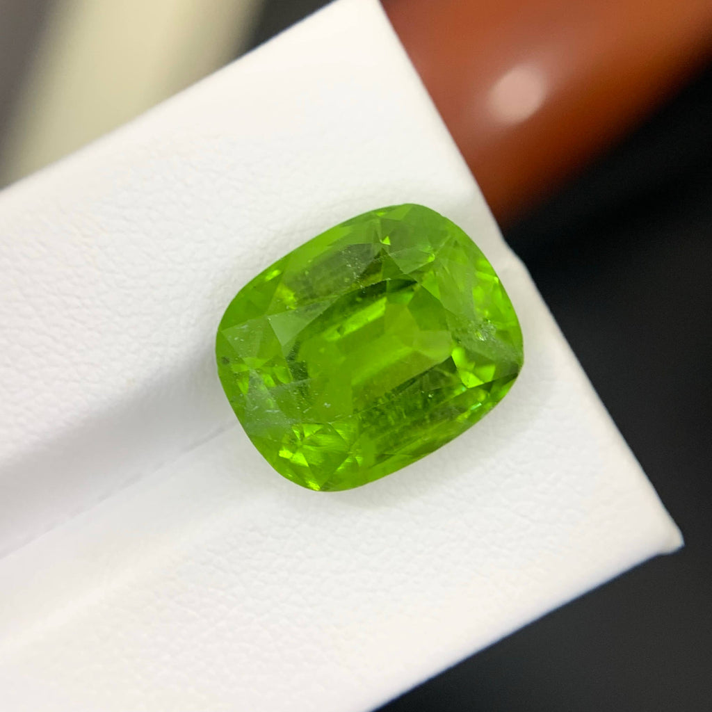 12.60 Carat Natural Loose Green Color Peridot Cushion Cut from Pakistan Gemstone
