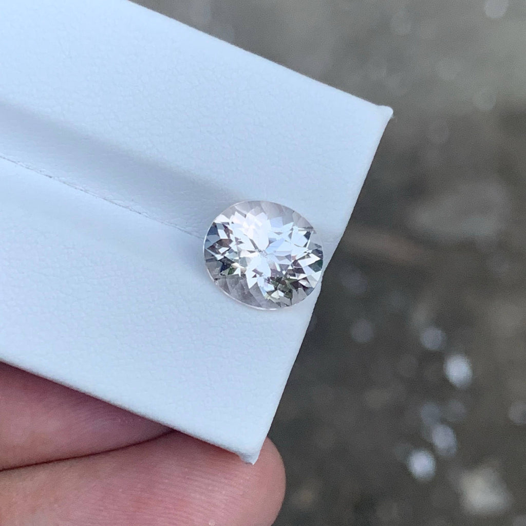 4.40 Carat Golden Topaz Oval Cut Pakistan Gemstone
