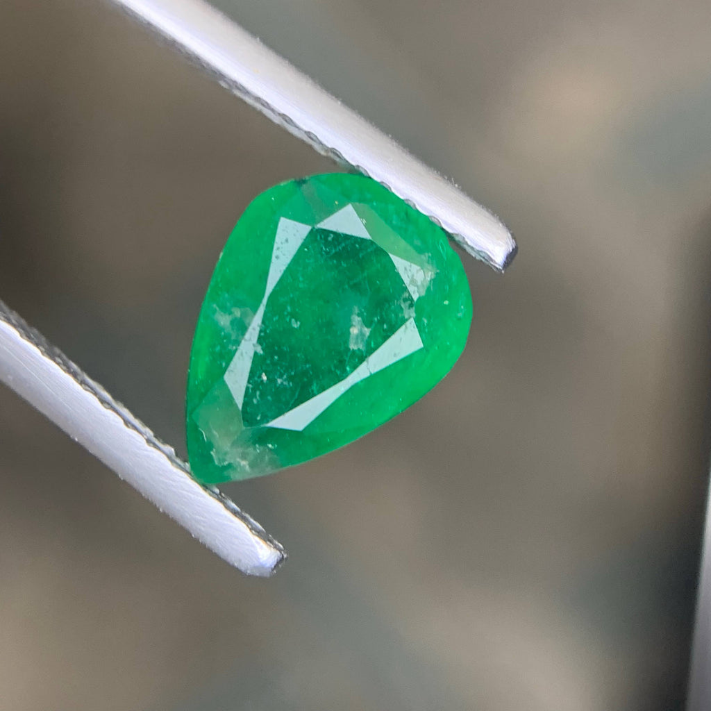 2.00 Carat Natural Loose Deep Green Color Emerald Pear Cut Swat Gemstone
