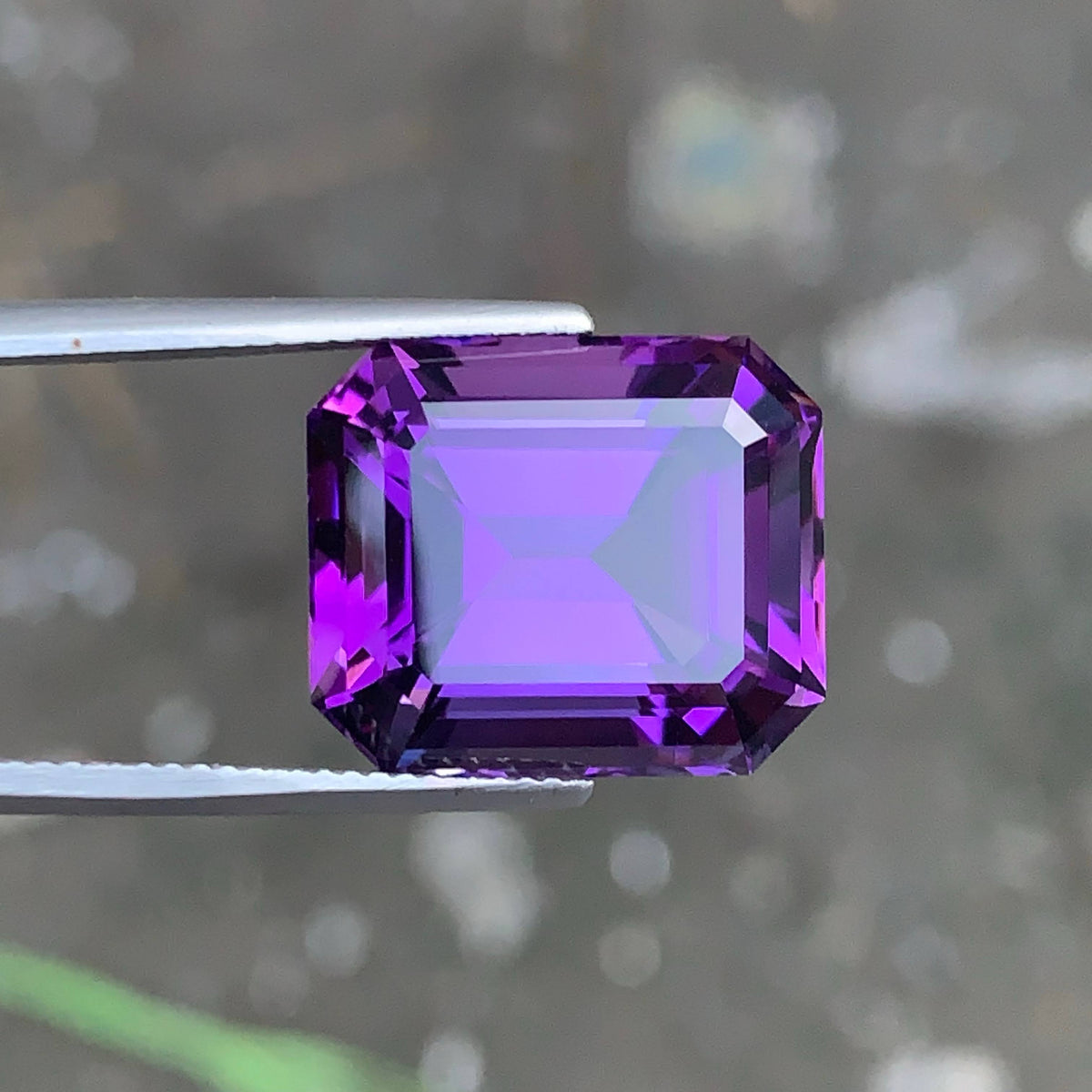 17.20 Carat Deep Purple Amethyst Emerald Cut Brazil | Loupe Clean Untreated