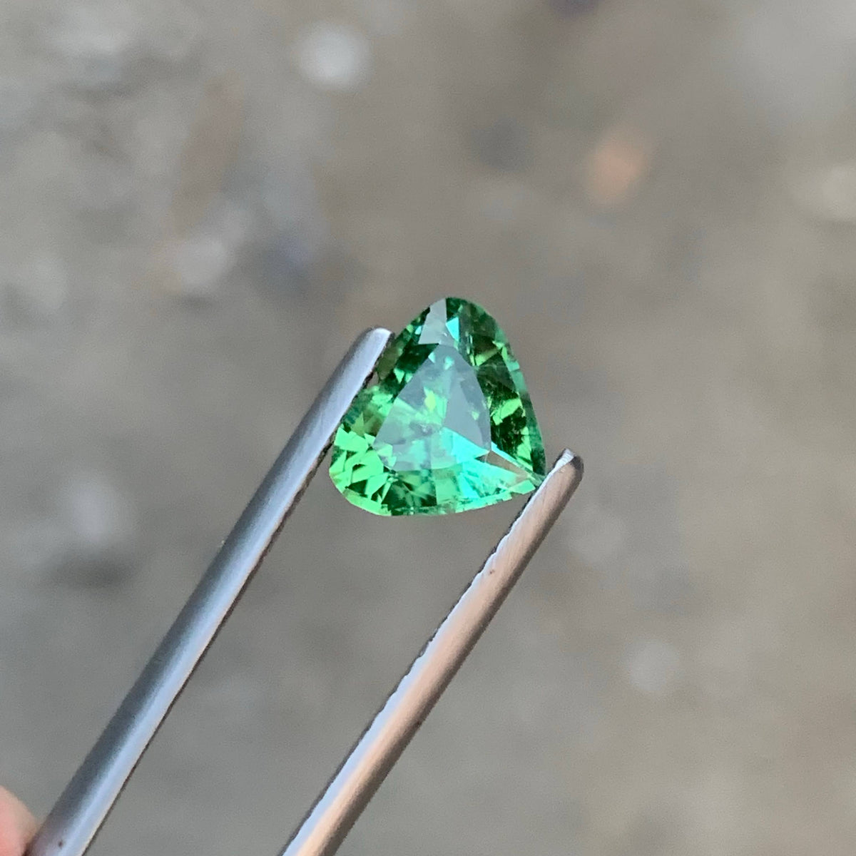 1.95 Carat Natural Loose Mint Green Tourmaline Heart Cut Afghan Gemstone