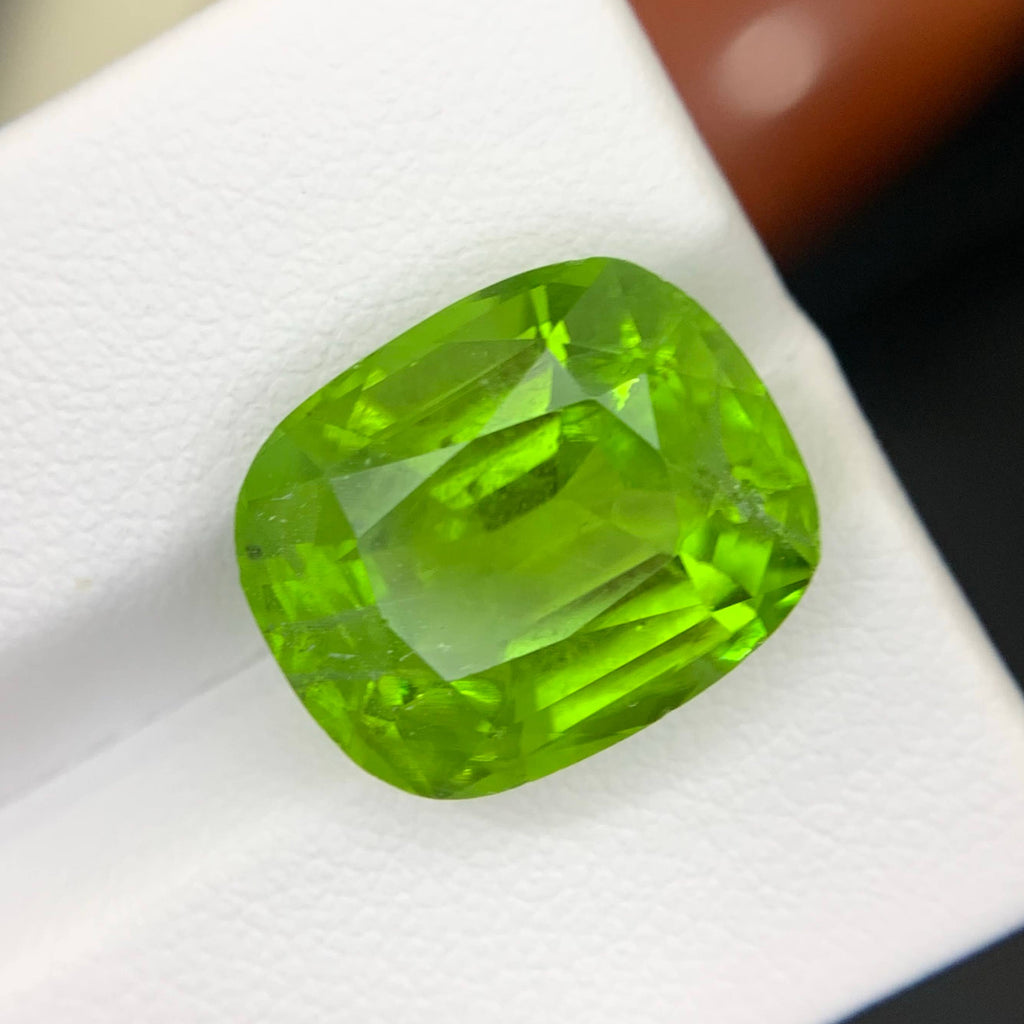 12.60 Ct Green Peridot Cushion Cut
