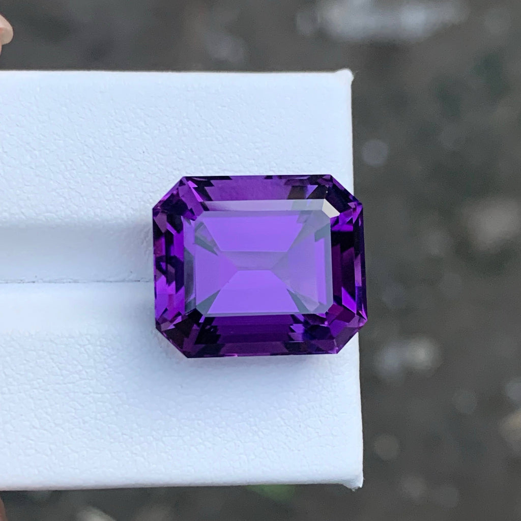 17.20 Carat Deep Purple Amethyst Emerald Cut Brazil | Loupe Clean Untreated