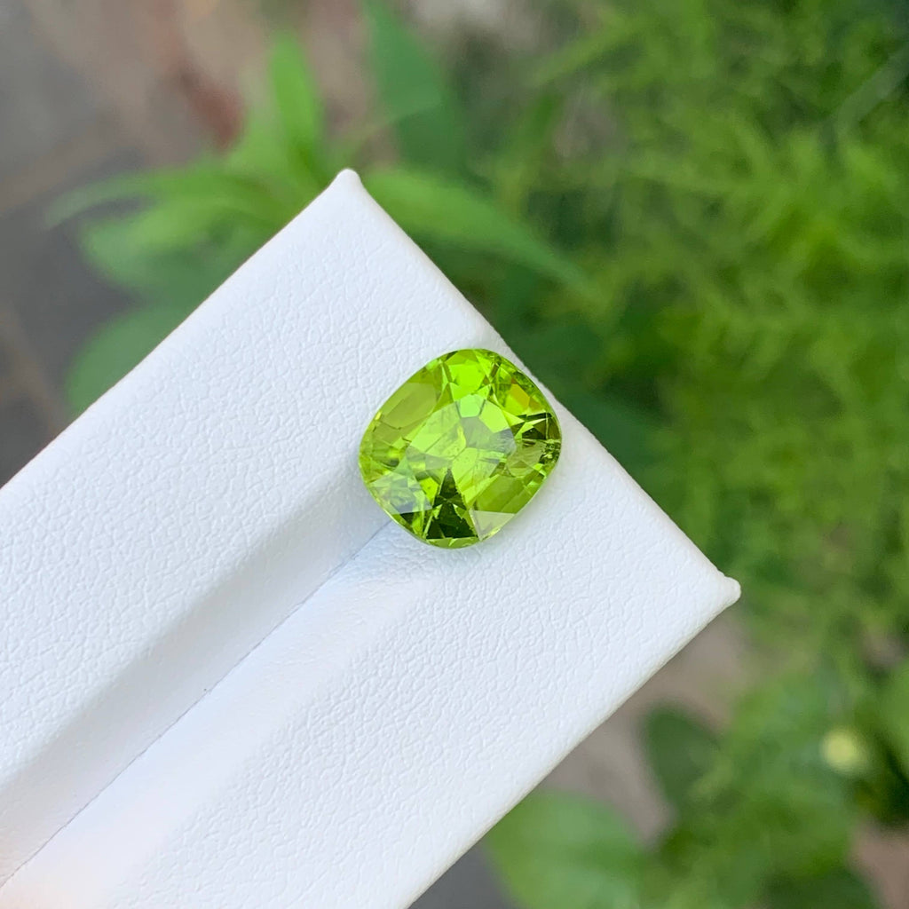 5.95 Carat Natural Loose Green Peridot Cushion Cut from Pakistan Gemstone