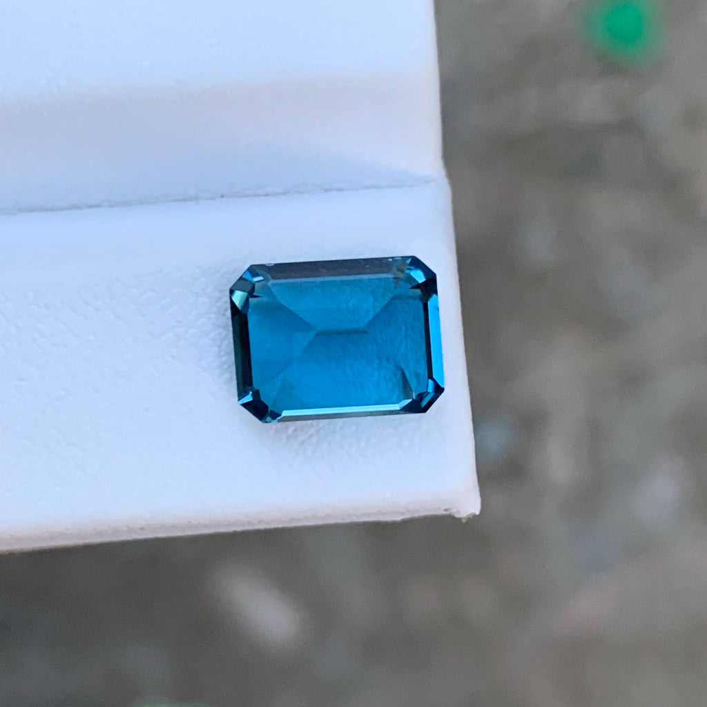 3.90 Carat Natural Loose London Blue Topaz Stone Emerald Cut African Gemstone