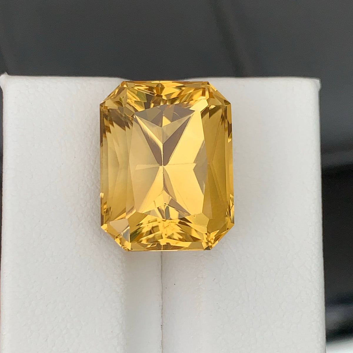 16.10 Carat Natural Loose Golden Color Citrine Fancy Cut Bazillion Gemstone