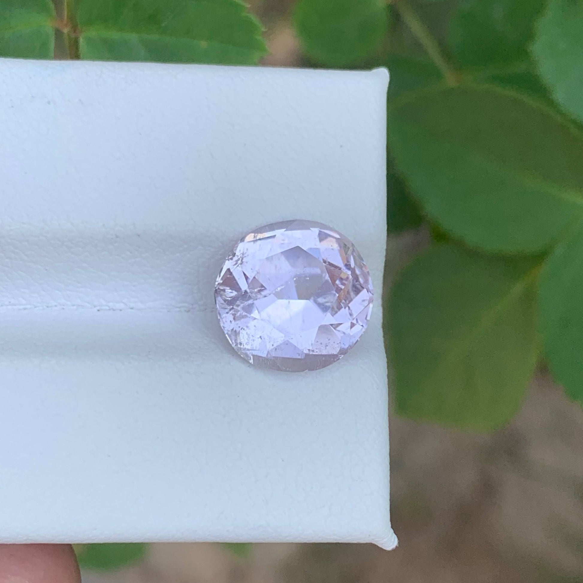5.60 Carats Pink Morganite Gem