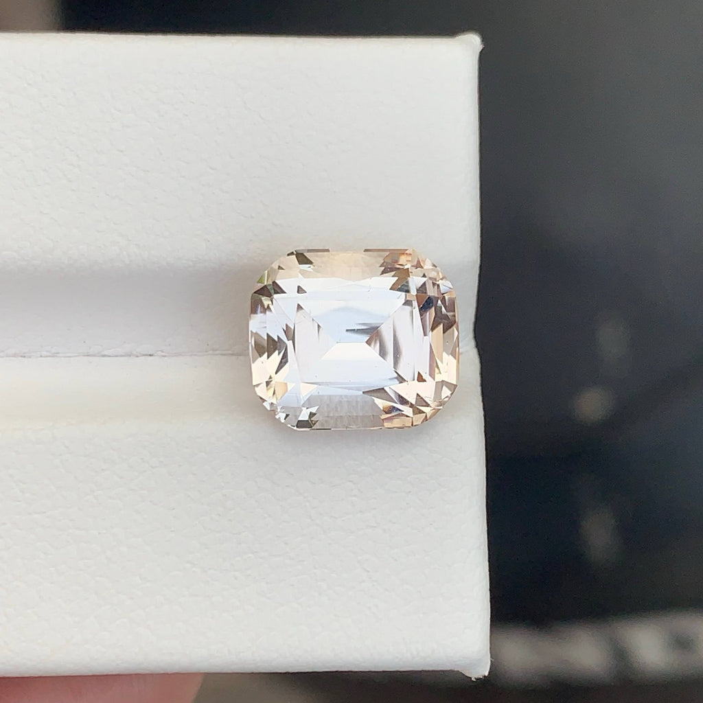 7.20 Carat Natural Loose Light Color Topaz Stone Cushion Cut Pakistan Gemstone