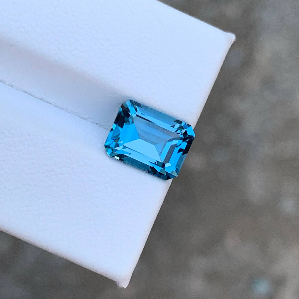 3.90 Carat Natural Loose London Blue Topaz Stone Emerald Cut African Gemstone