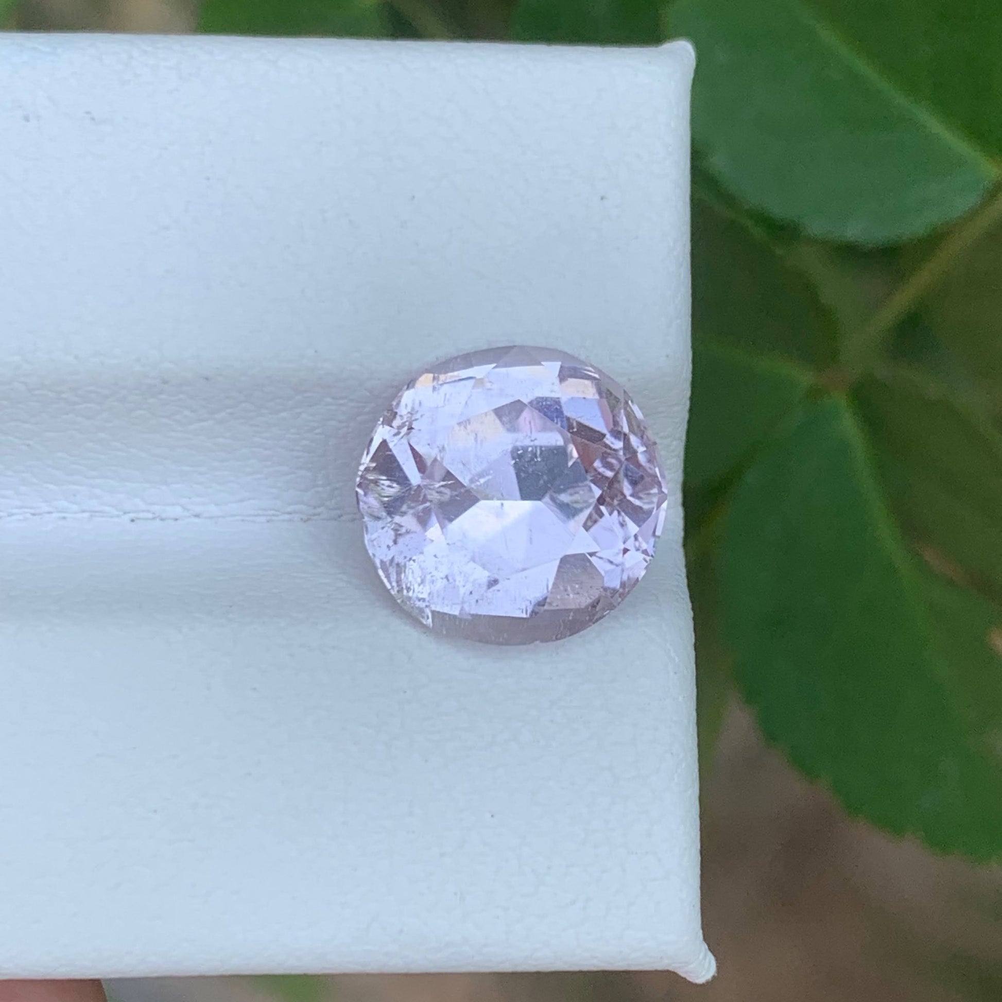 5.60 Carats Pink Morganite Gem