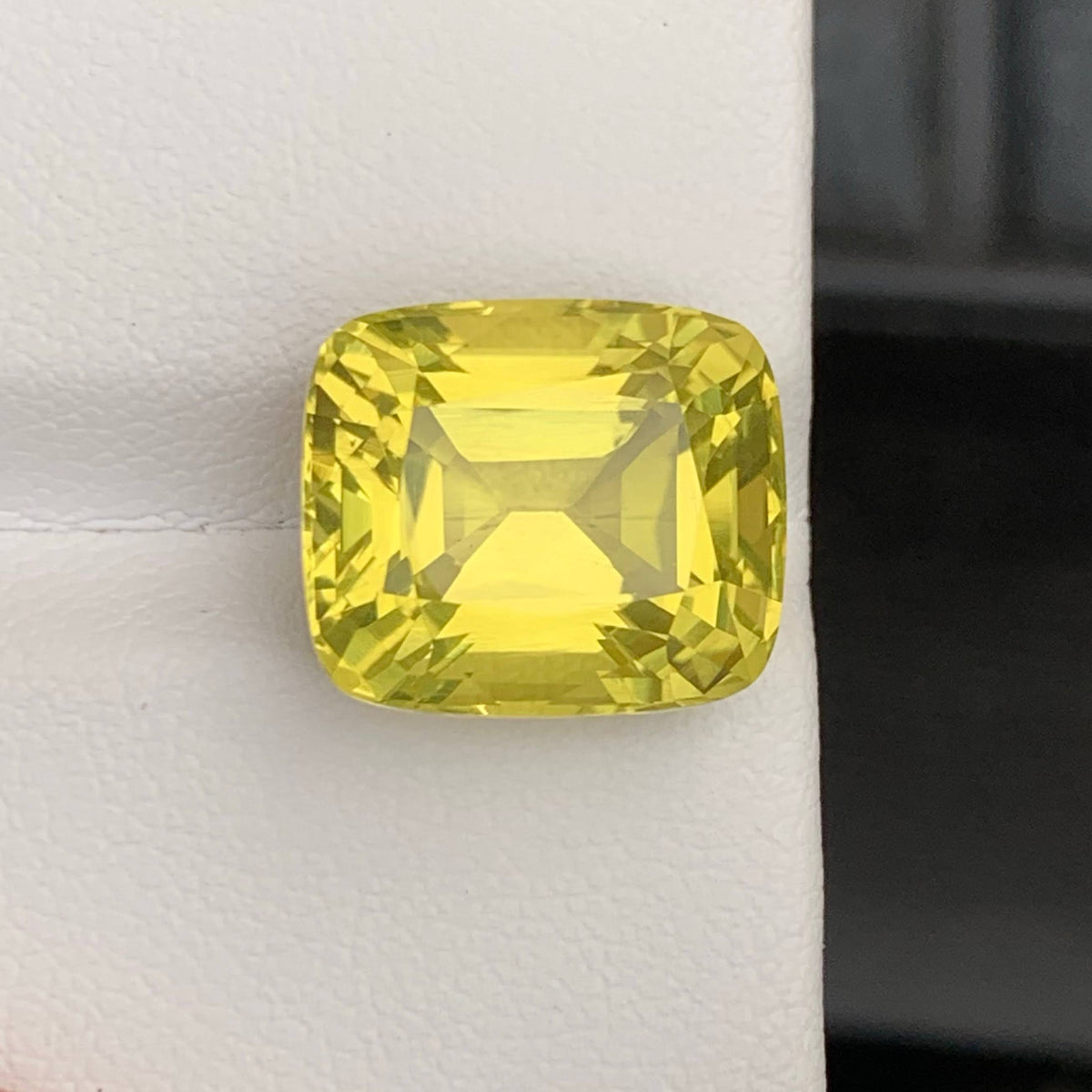 12.45 Ct Lemon Citrine Cushion Cut