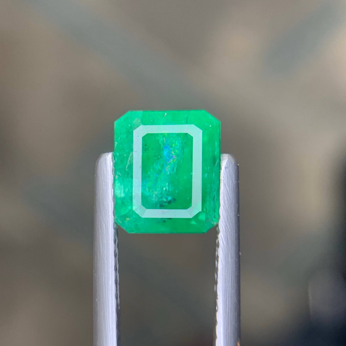 2.15 Carat Natural Loose Green Color Emerald Stone Emerald Cut Gemstone