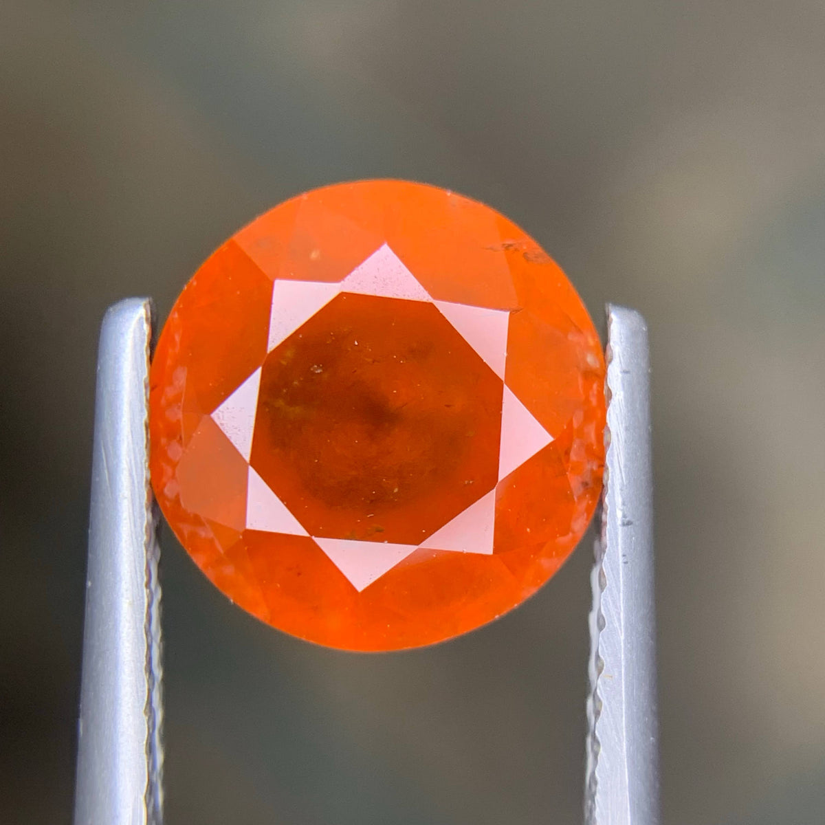 4.35 Carat Fanta Color Hessonite Garnet Round Cut Madagascar | SI Untreated