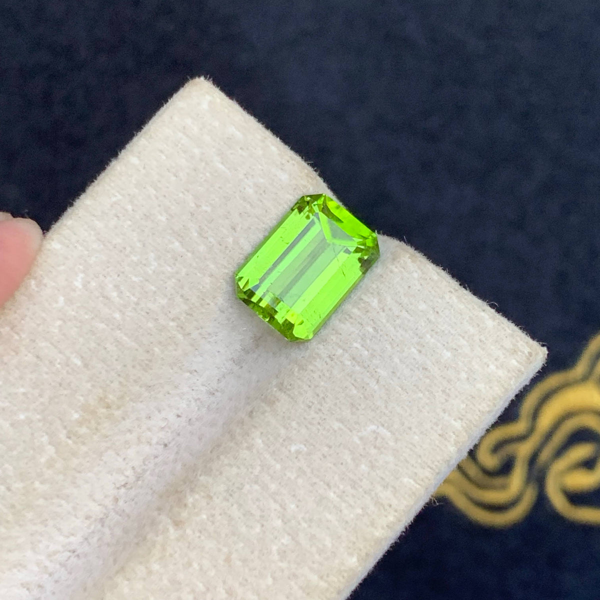 3.25 Carat Natural Loose Green Color Peridot Emerald Cut Pakistan Gemstone