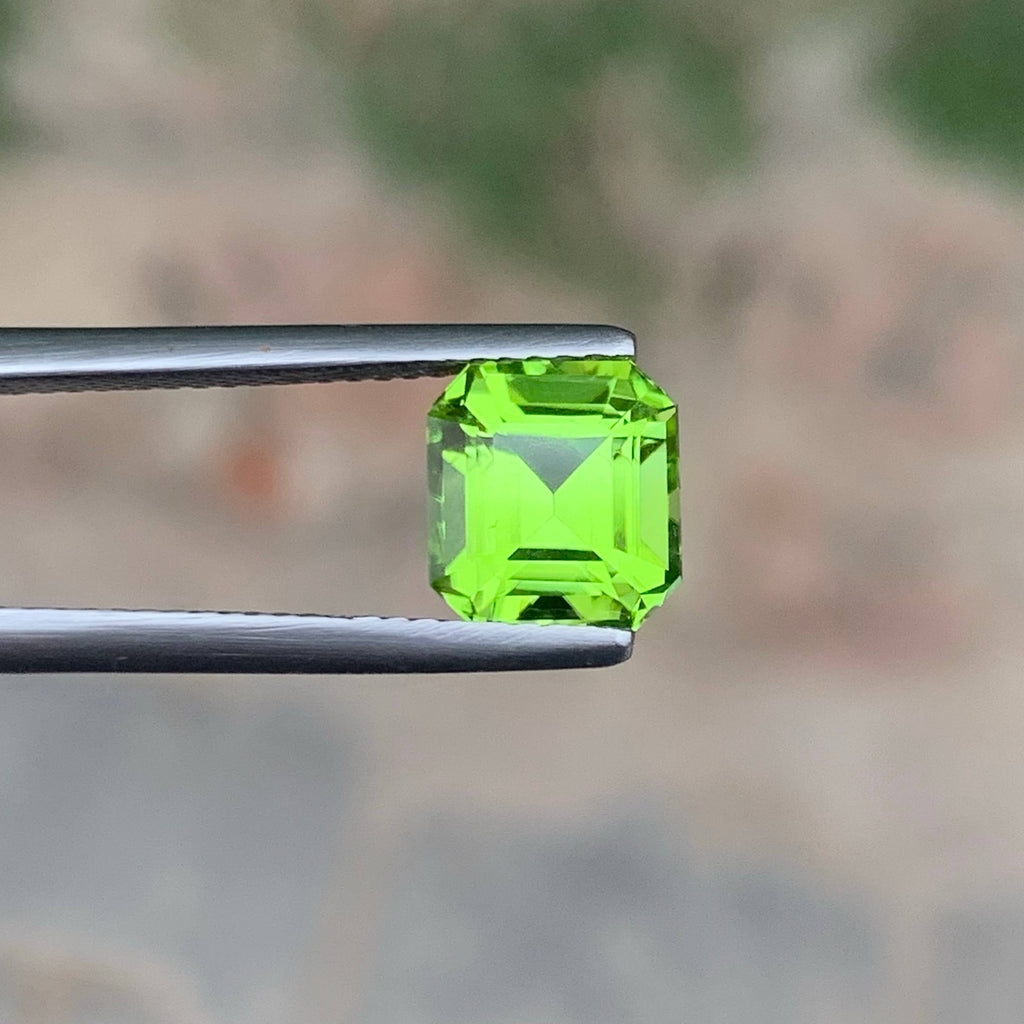 2.75 Carat Apple Green Peridot