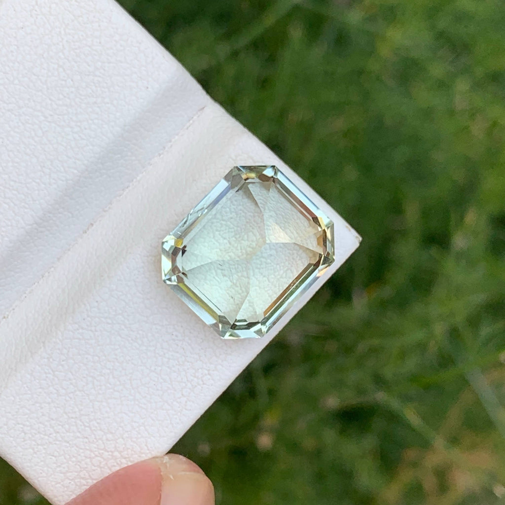 9.25 Carat Green Amethyst Stone