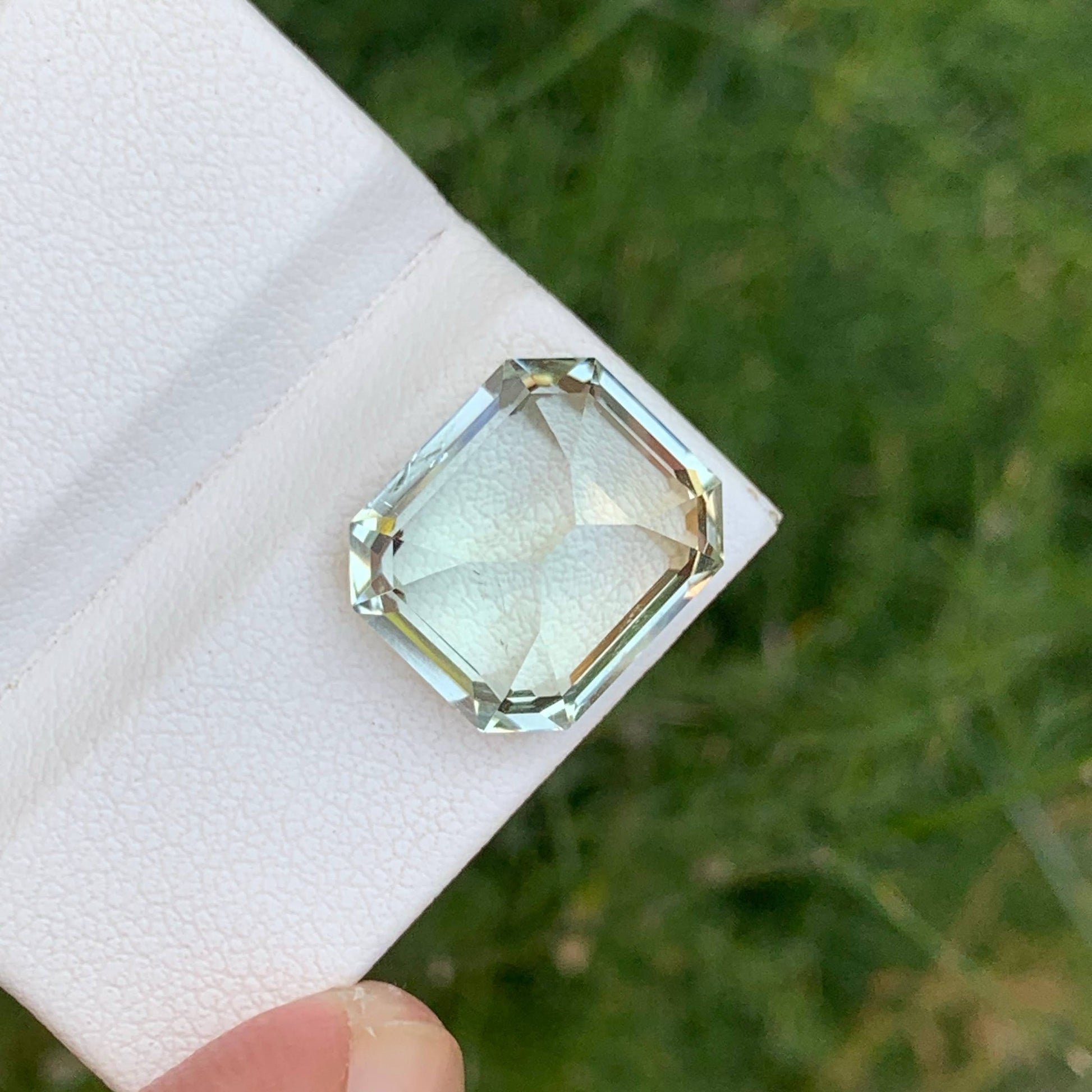 9.25 Carat Green Amethyst Stone