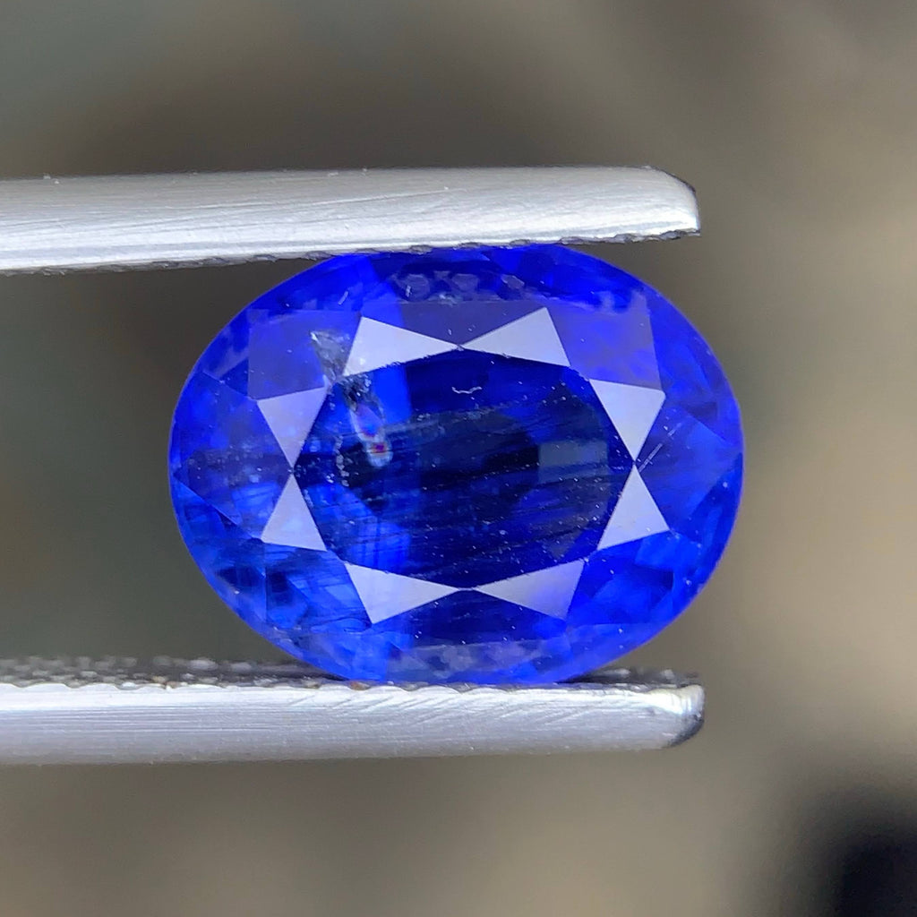 3.68 Ct Certified Blue Sapphire Oval Cut
