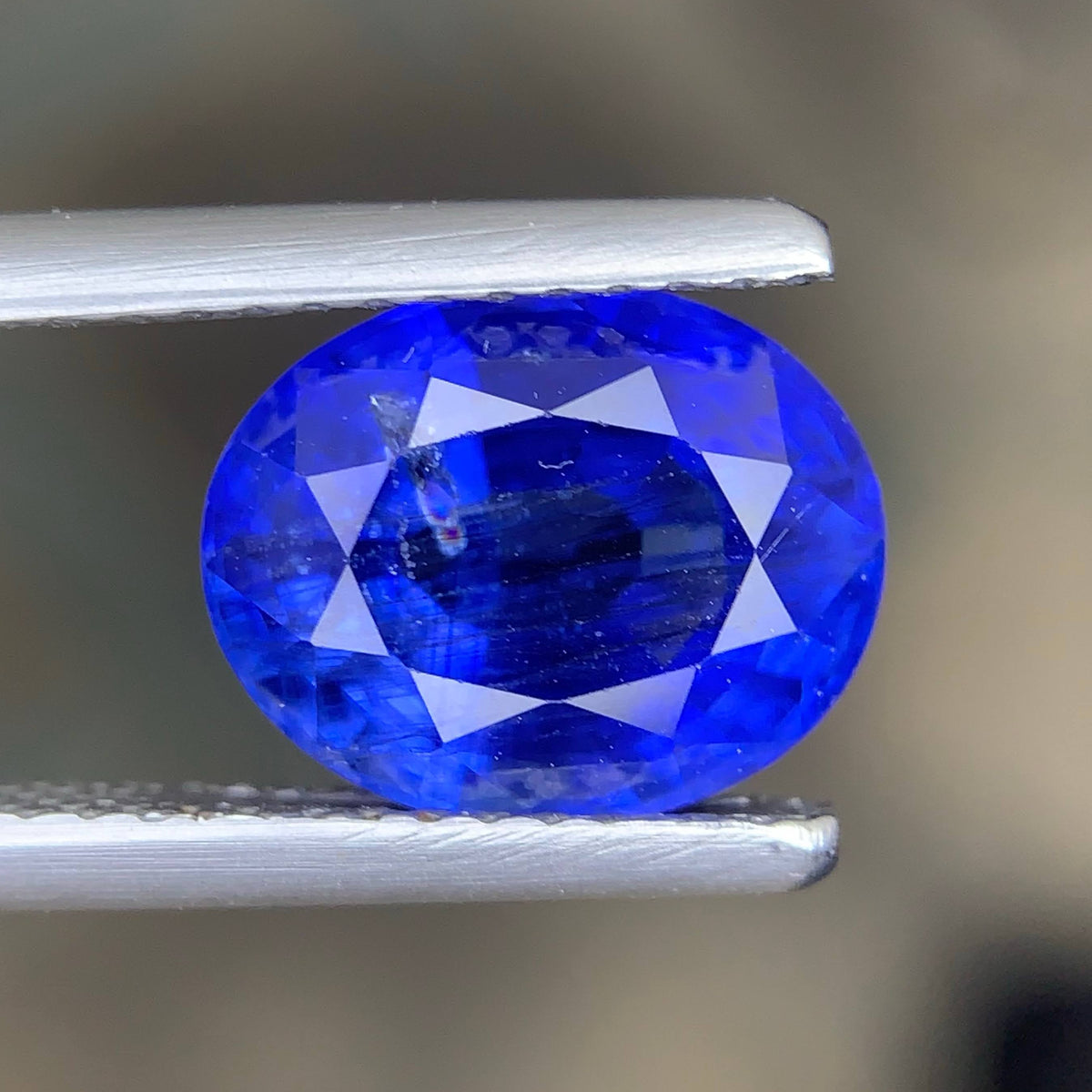 3.68 Ct Certified Blue Sapphire Oval Cut