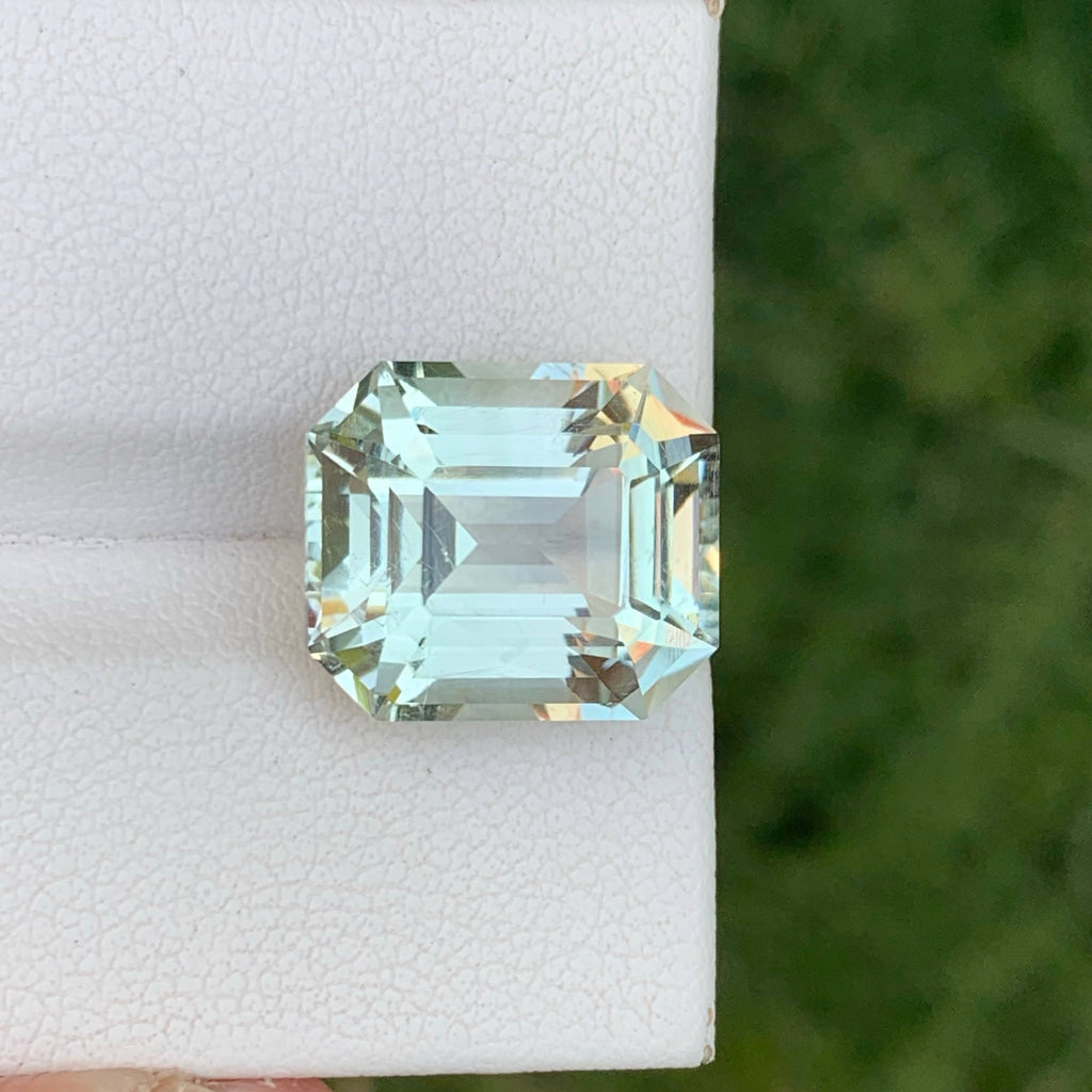 9.25 Carat Green Amethyst Stone
