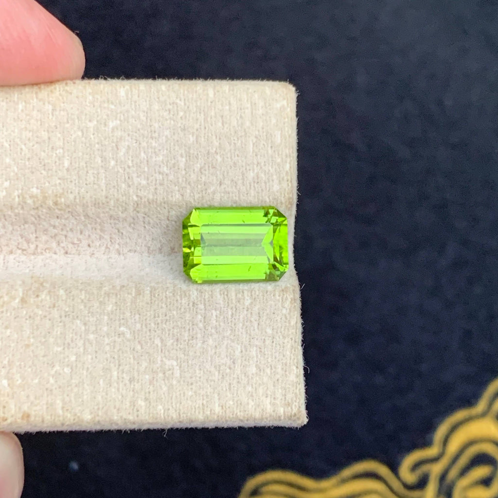 3.25 Carat Natural Loose Green Color Peridot Emerald Cut Pakistan Gemstone