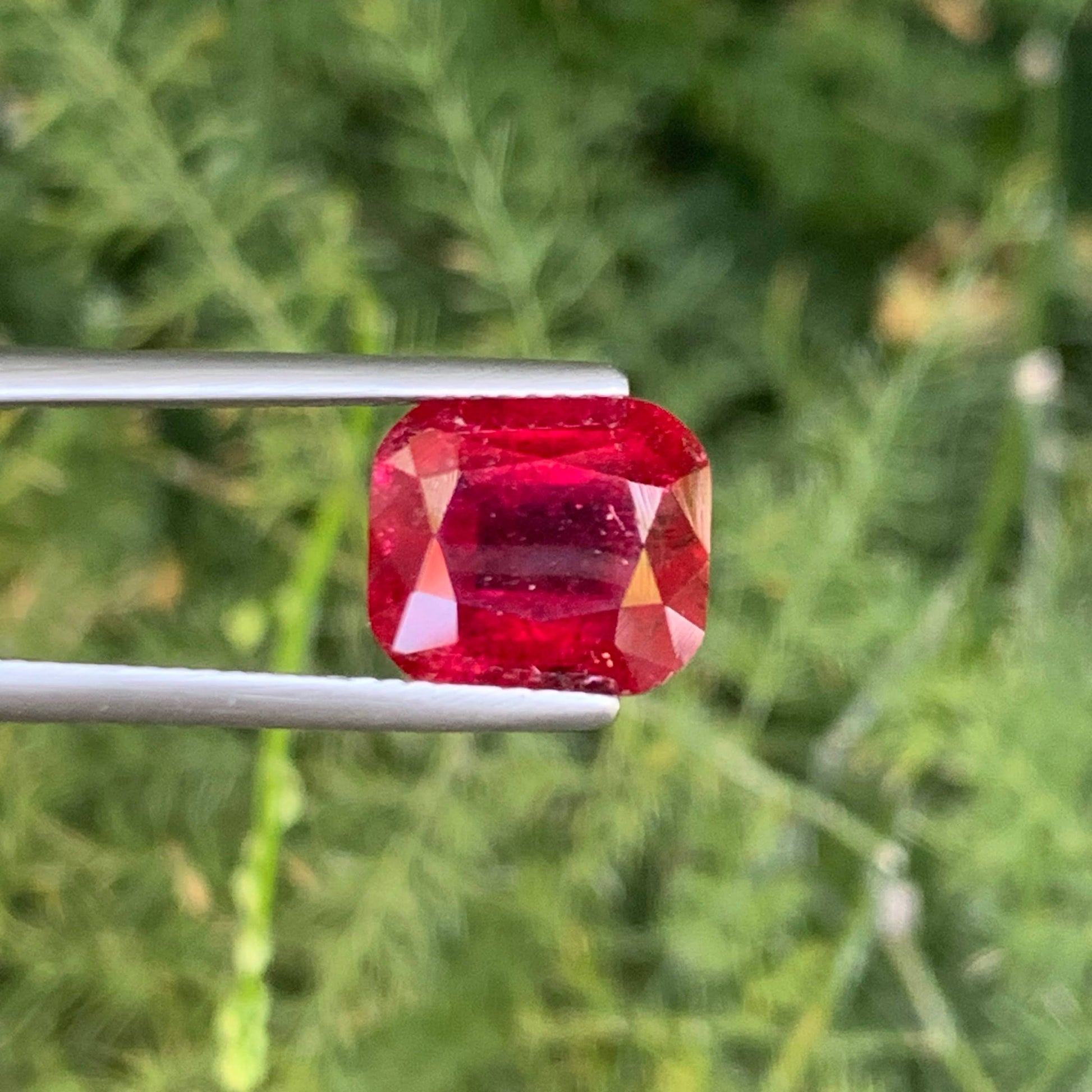 3.80 Carat Fine Rubellite Tourmaline