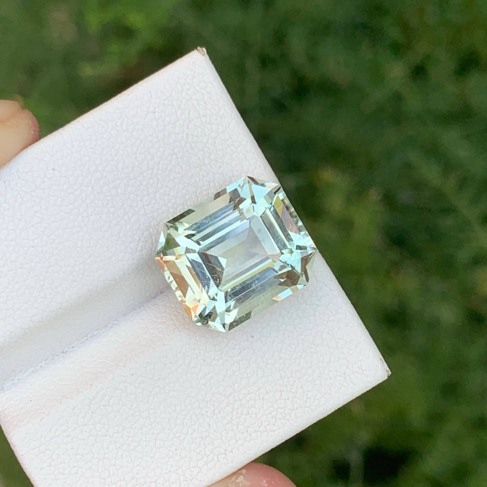 9.25 Carat Green Amethyst Stone