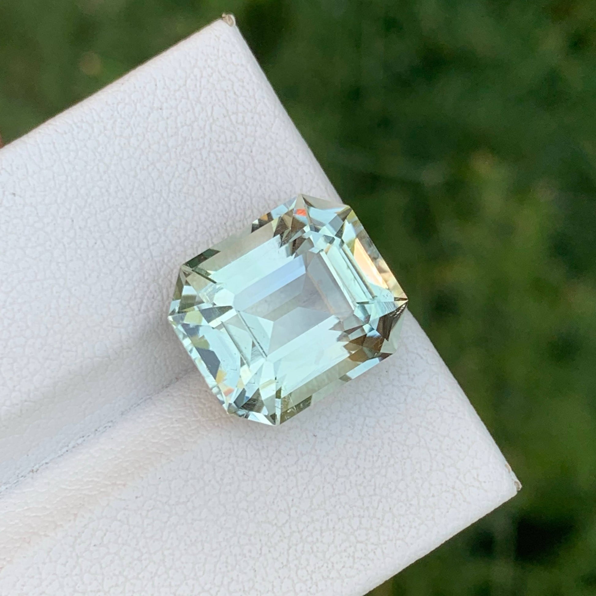 9.25 Carat Green Amethyst Stone
