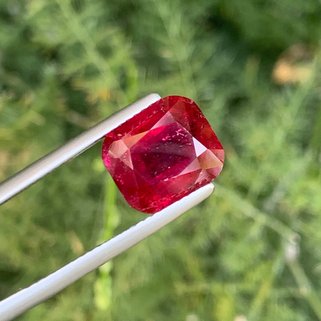 3.80 Carat Fine Rubellite Tourmaline