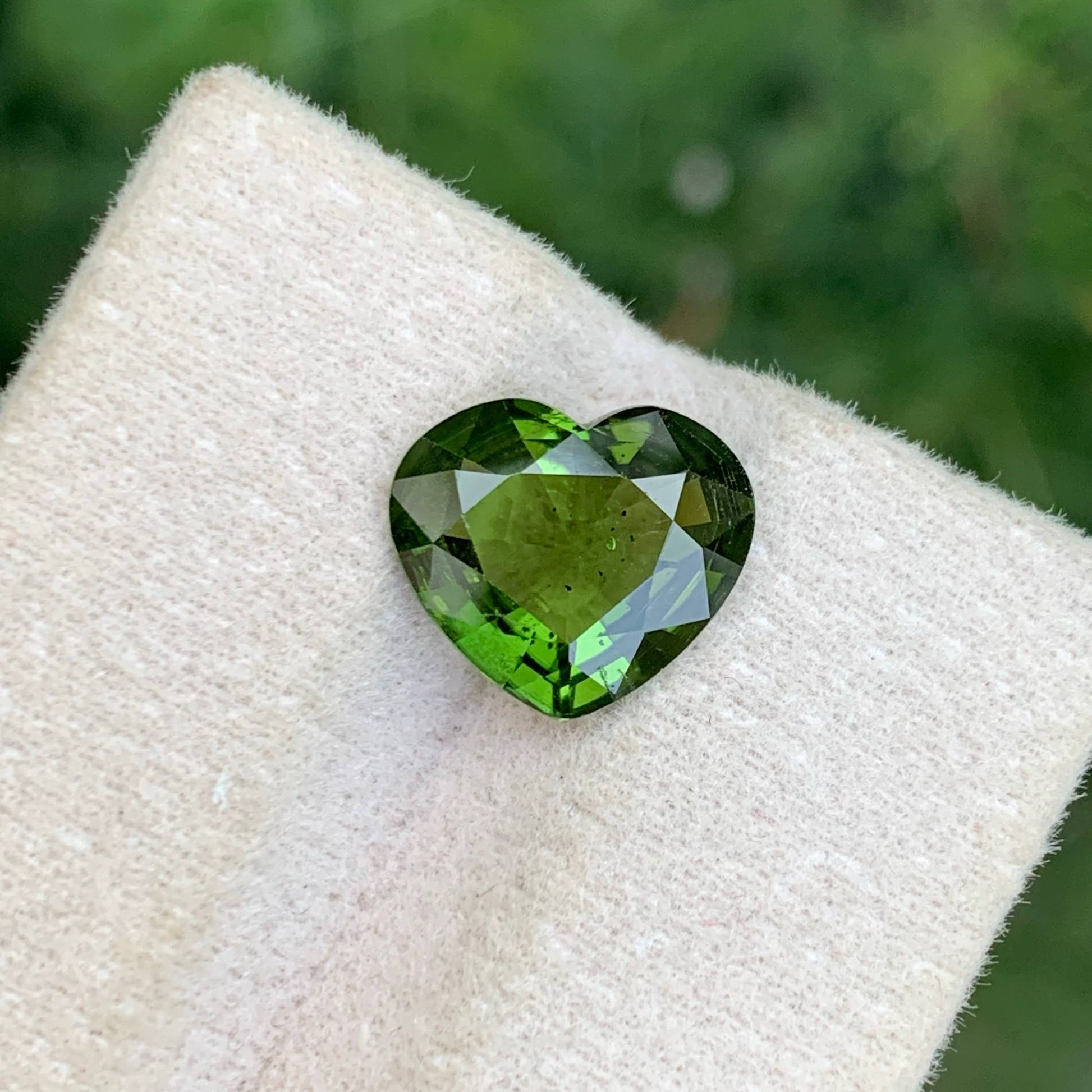 2.60 Ct Natural Chrome Tourmaline Heart 