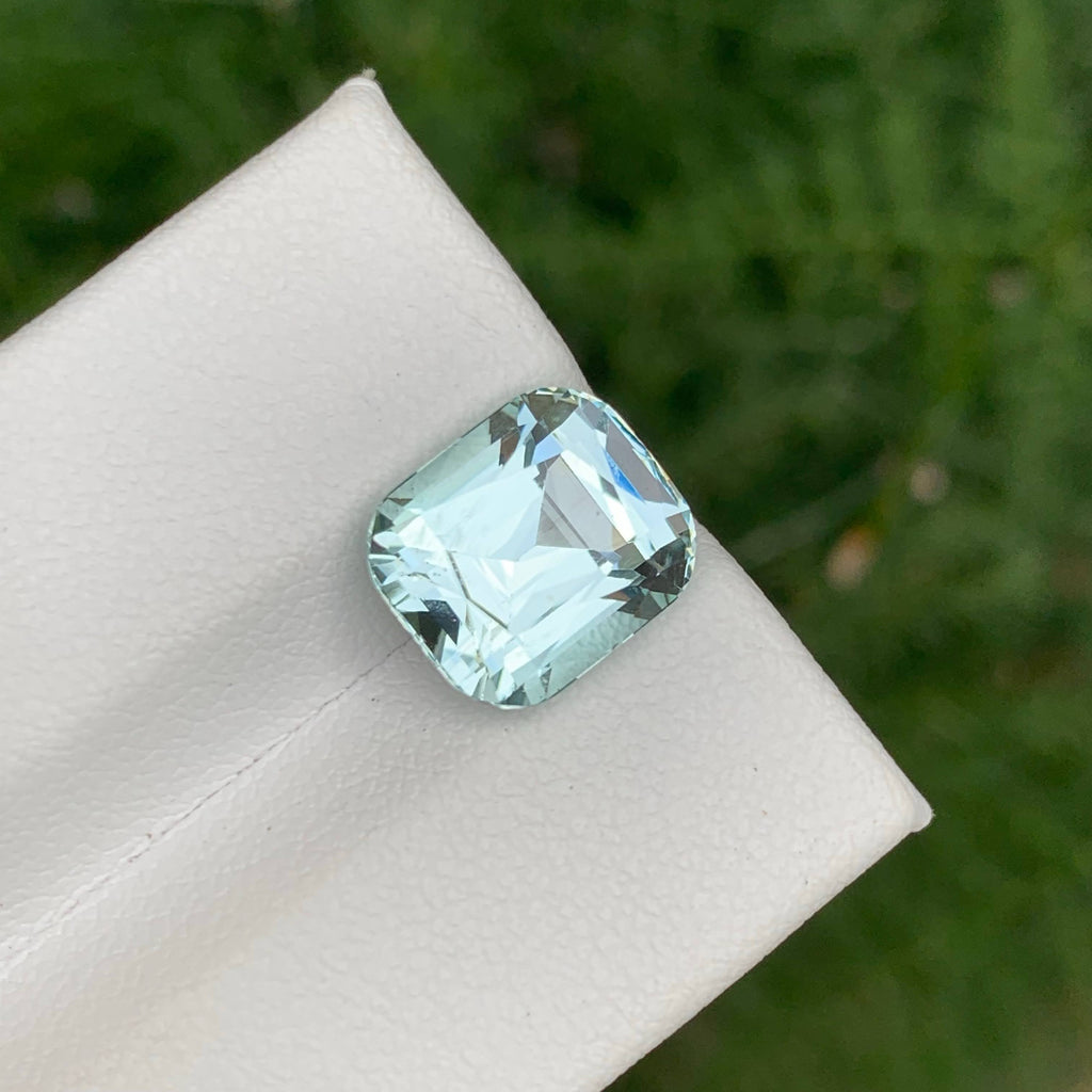 5.00 Carats Light Blue Aquamarine