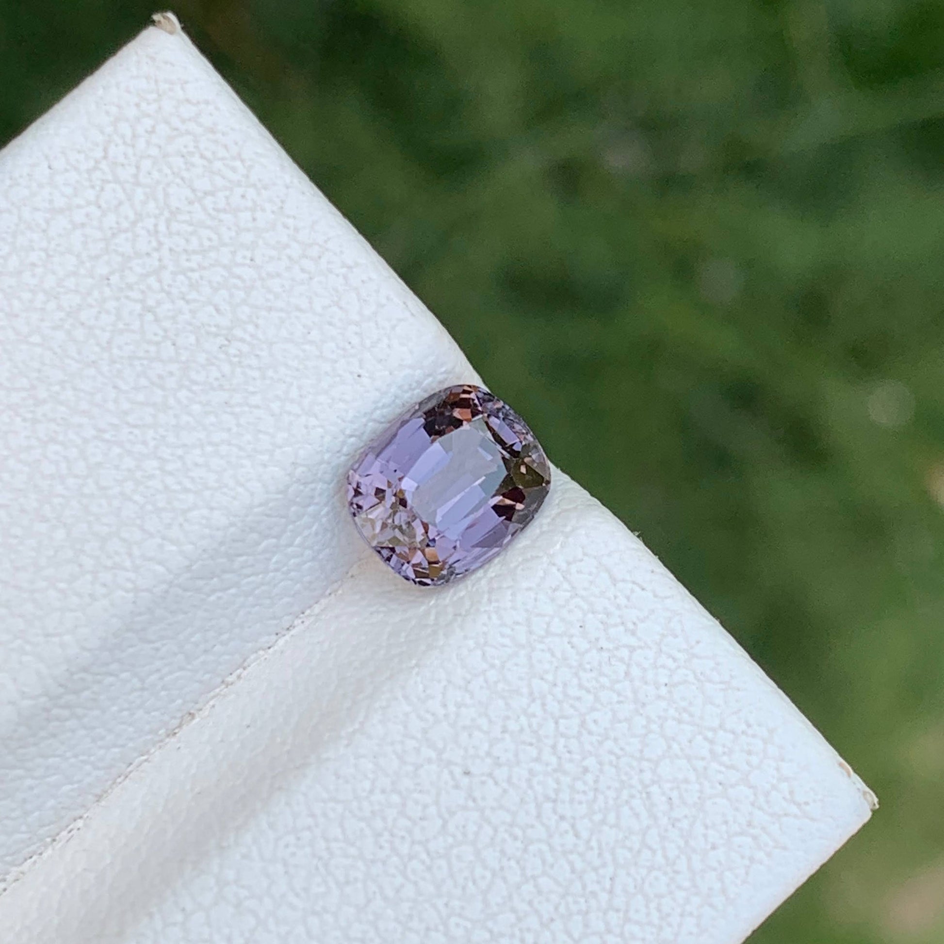 1.40 Carats Lavender Spinel