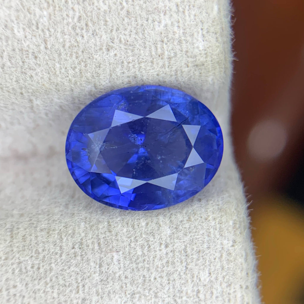 3.20 Ct Natural Blue Sapphire Oval 