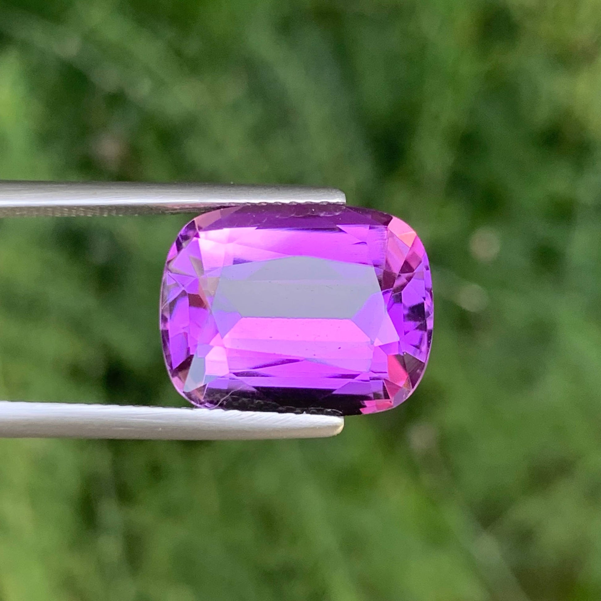 9.15 Carat Purple Amethyst Gem