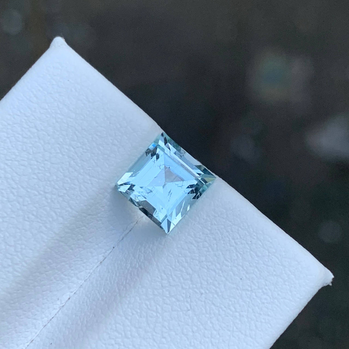 1.50 Carat Light Blue Aquamarine Baguette Cut Pakistan | VVS Untreated